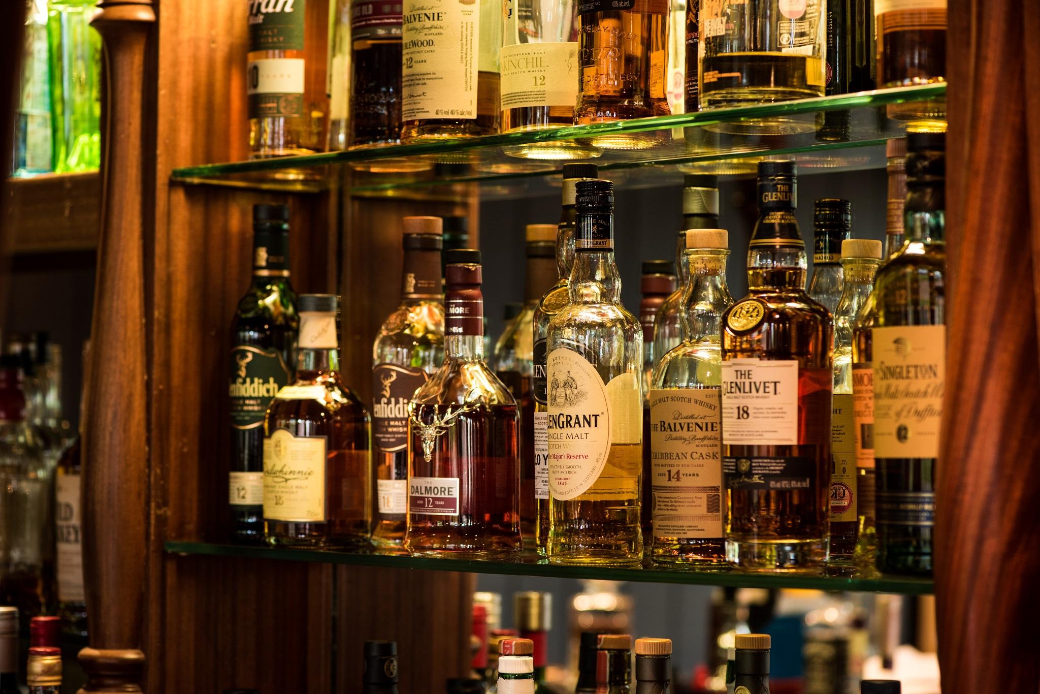 Balmoral Arms Hotel Ballater Bagian luar foto